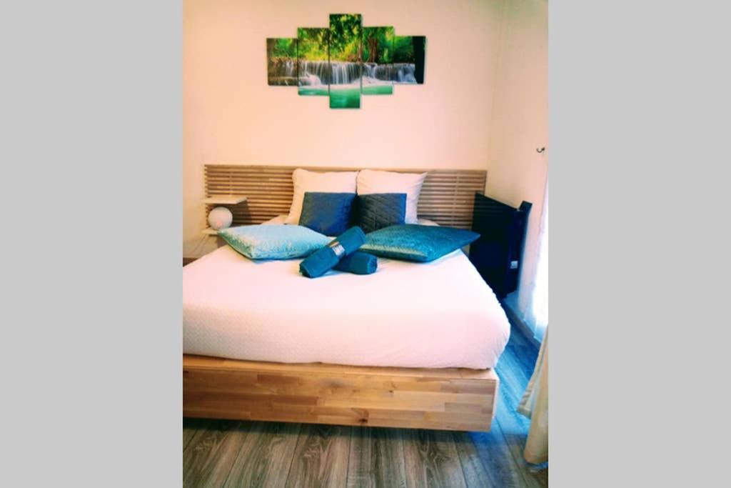 Residence Victoria Studio Cezanne Трец Екстер'єр фото